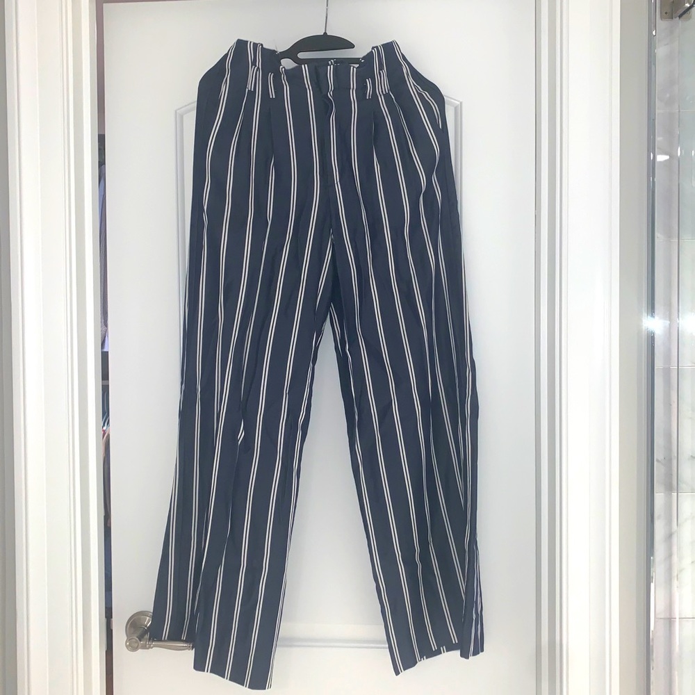 Women’s Express Wide Leg Pants